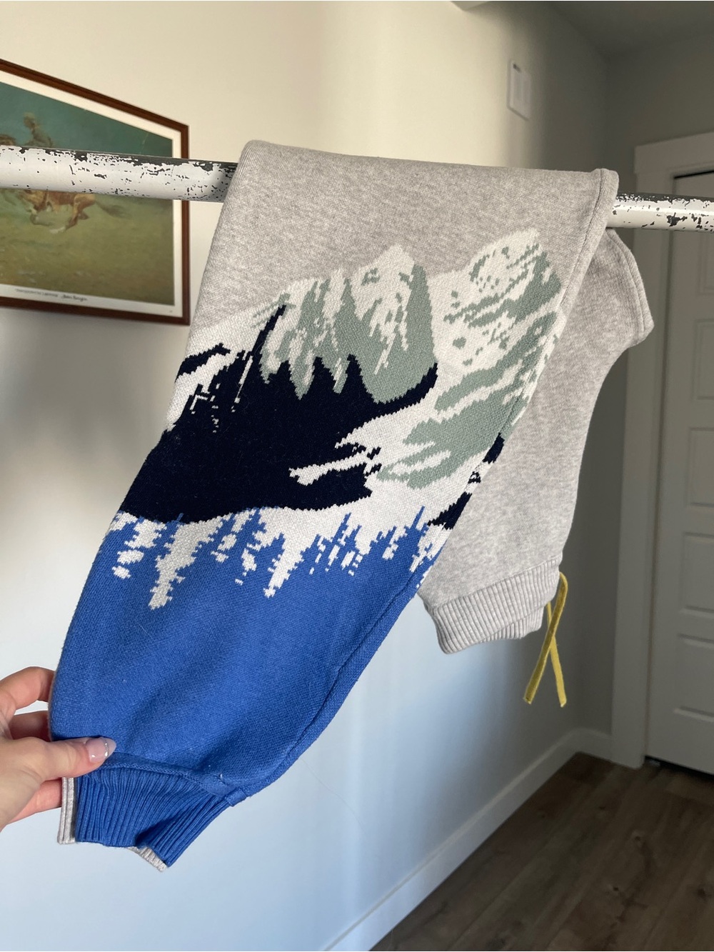 Women’s Grey & Blue Knit Sweater with Mountain Graphic